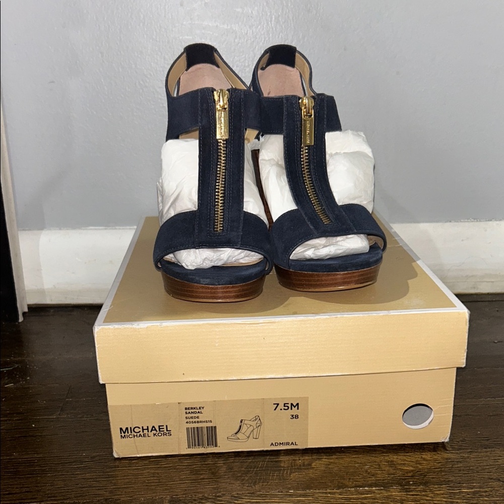 Michael Kors Dark Blue Heeled Sandals with Gold Zipper size 7.5 women’s